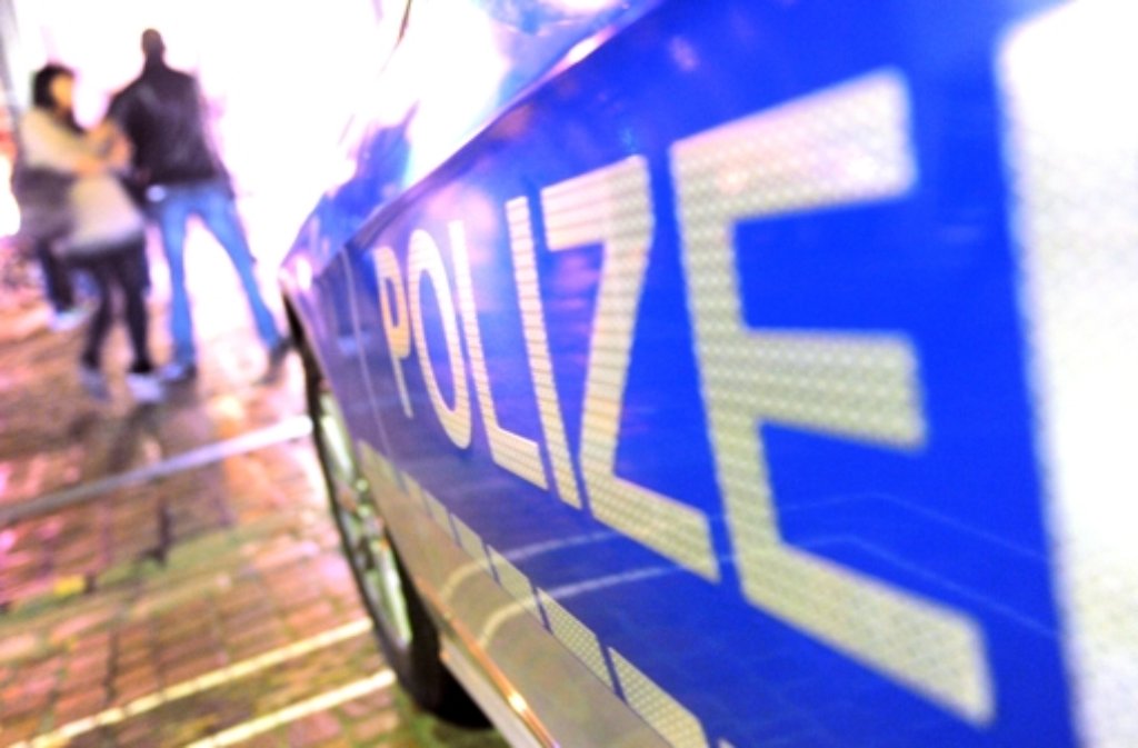 In der Nacht zum Mittwoch hat ein bislang Unbekannter eine 21-Jährige beim Hans-im-Glück-Brunnen in Stuttgart-Mitte sexuell misshandelt. Die Polizei sucht Zeugen. Foto: dpa