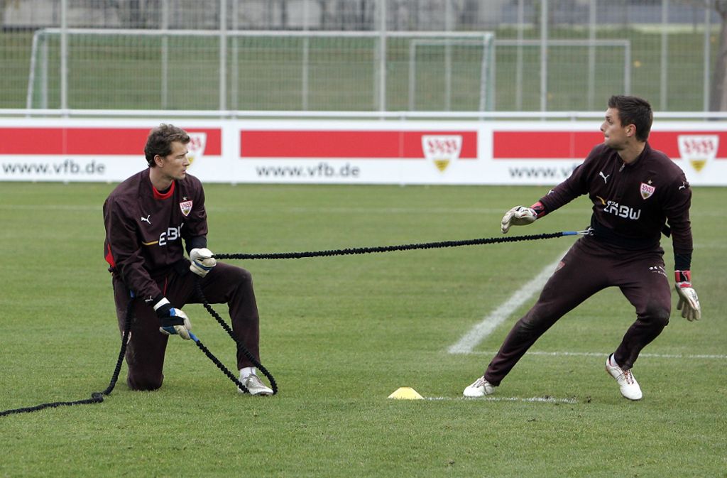 Jetzt geht der VfB auf Nummer sicher und verpflichtet 2008 Nationaltorhüter Jens Lehmann (links), in dessen Schatten Sven Ulreich reifen soll.