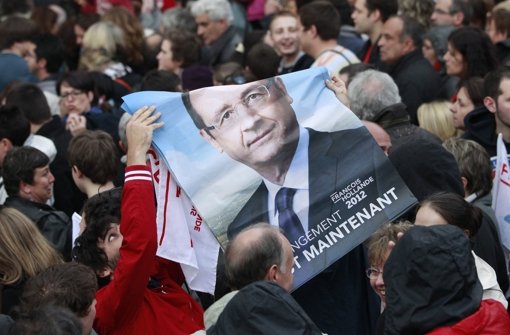 Anhänger Hollandes feiern seinen Wahlsieg. Foto: EPA