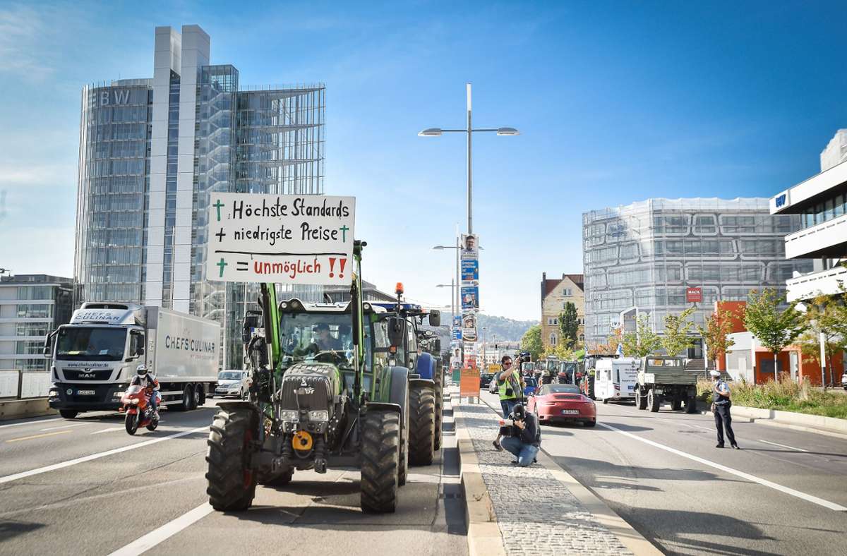 Milchbauern demonstrieren am Dienstag in Stuttgart.