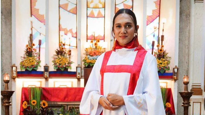 Wo eine Transfrau Priesterin werden darf