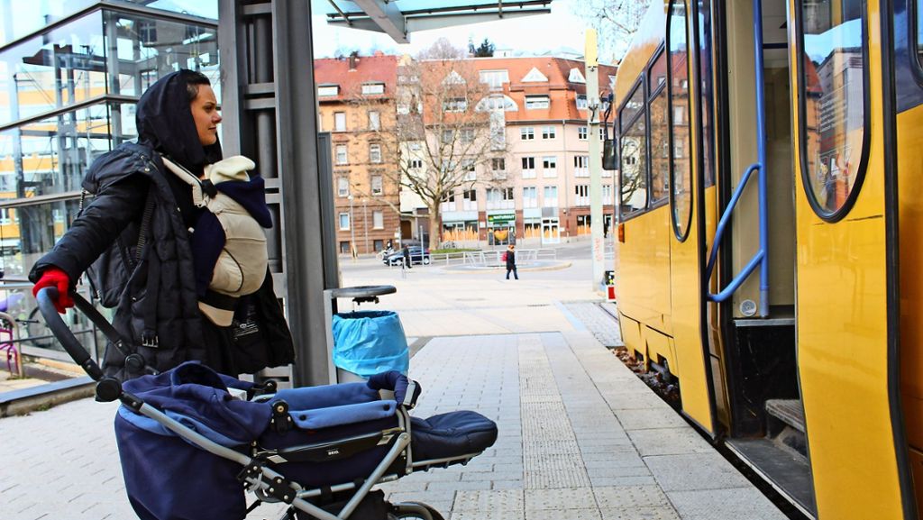 Stuttgarter Zahnradbahn: Kein Einstieg ohne fremde Hilfe