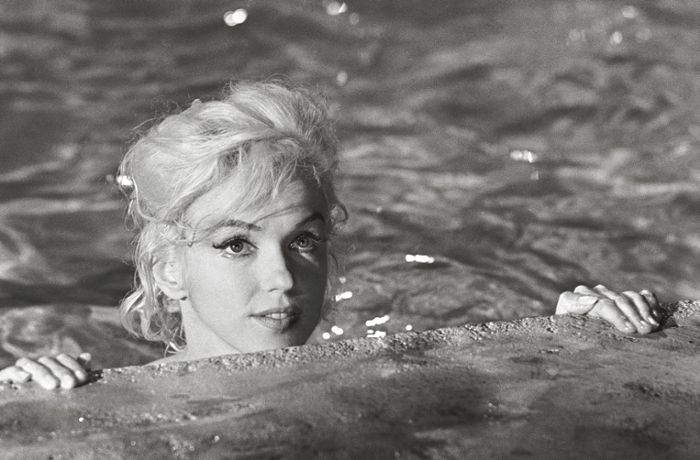 Am Pool mit Marilyn