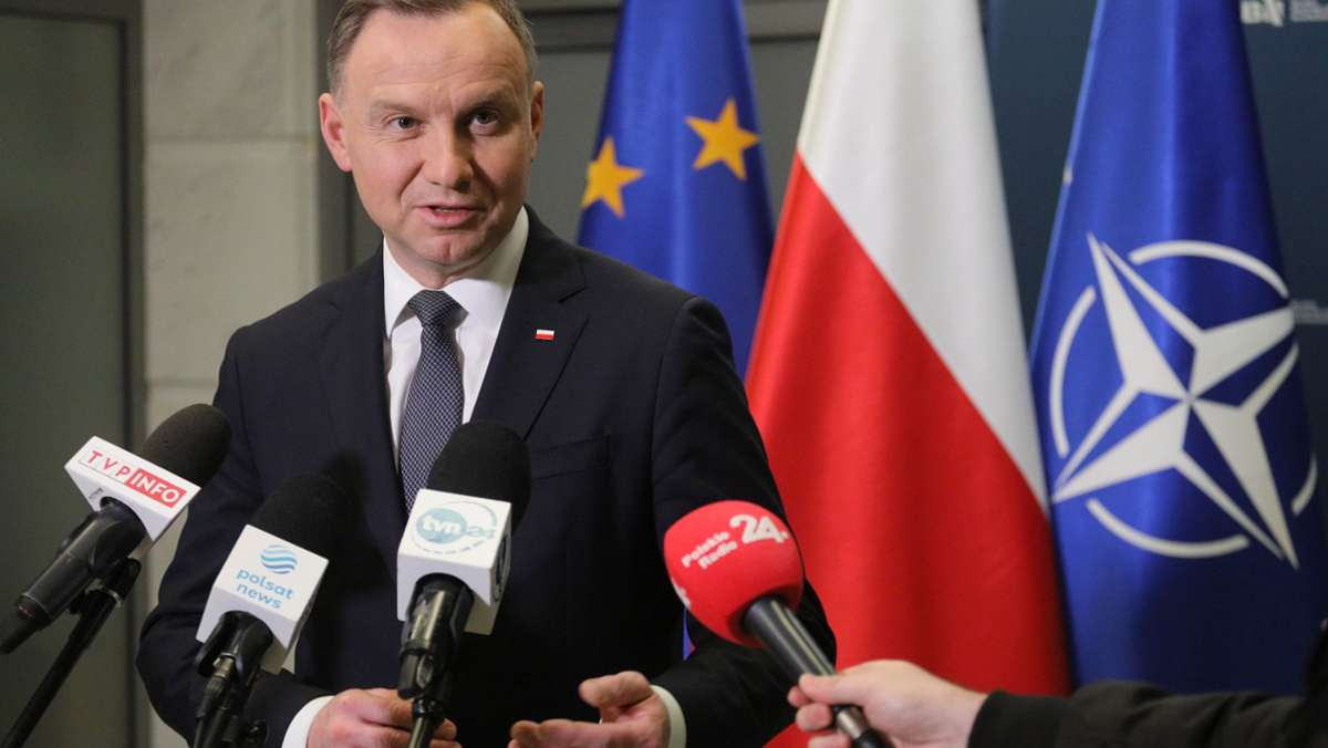 Andrzej Duda gibt Entwarnung: Polens Präsident: Raketeneinschlag war kein gezielter Angriff