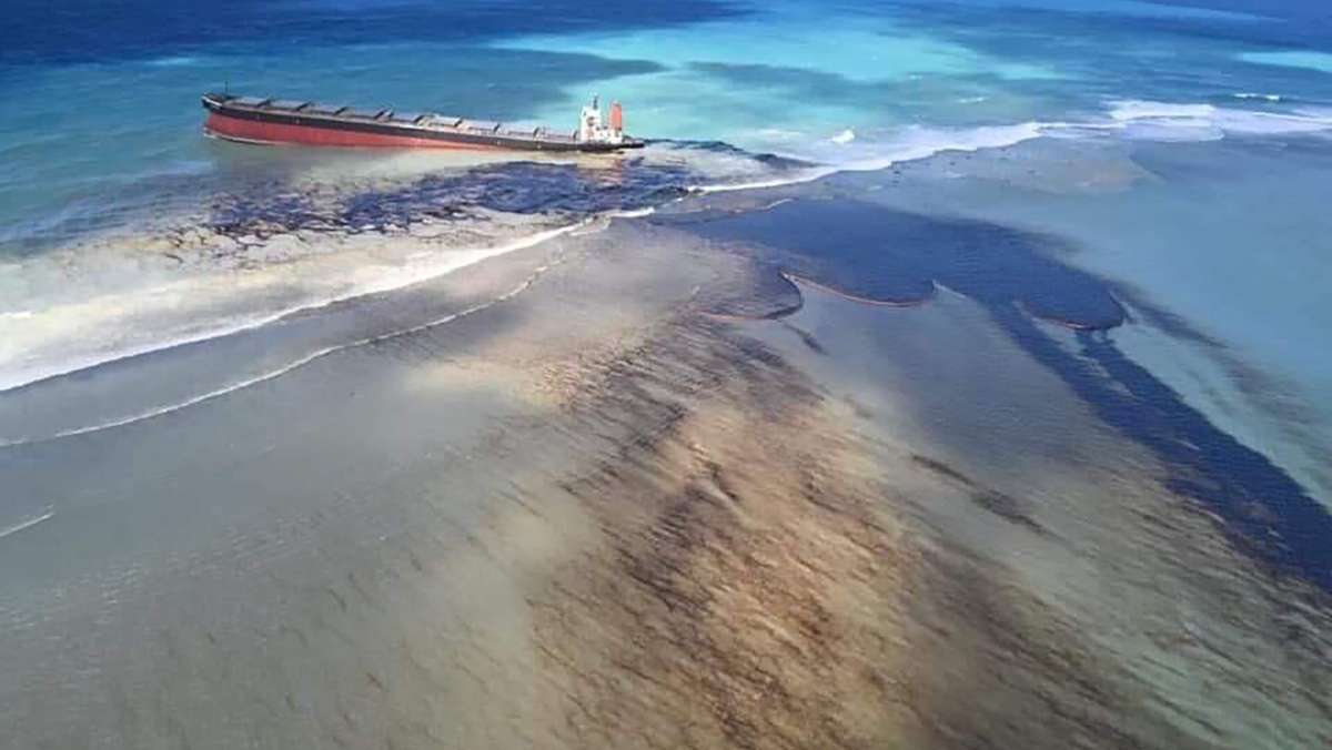 Schiffsunglück vor Mauritius: Alarmierende Luftbilder  – 1000 Tonnen Öl ausgelaufen