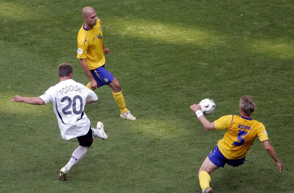 Bei der Europameisterschaft 2008 wurde die Nationalelf um Lukas Podolski Vizemeister, 2016 unterlag die Mannschaft im Halbfinale Frankreich, es reichte lediglich für den vierten Platz.