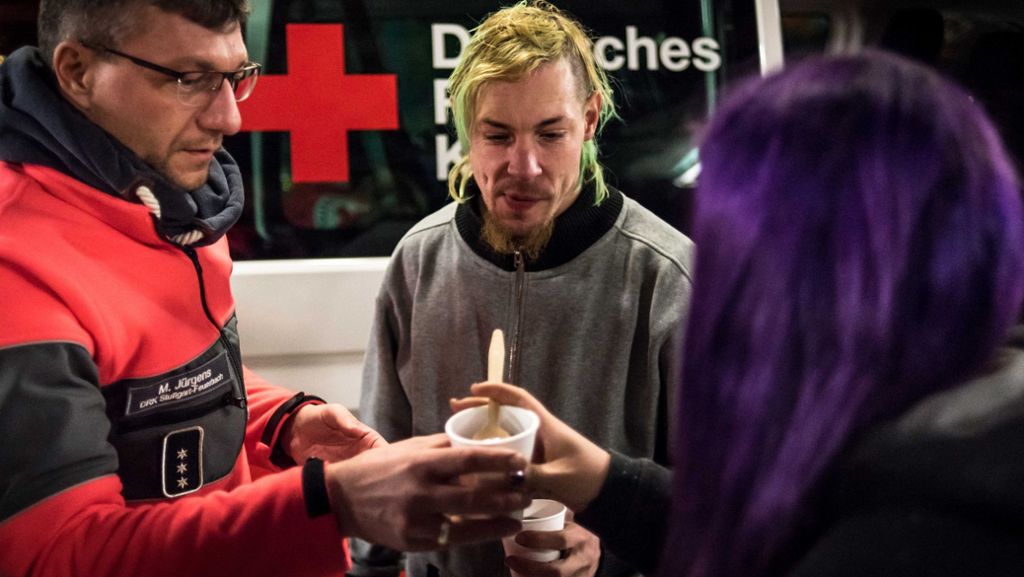 Kältebus für Obdachlose in Stuttgart: Tee und frische Socken für die kalte Nacht