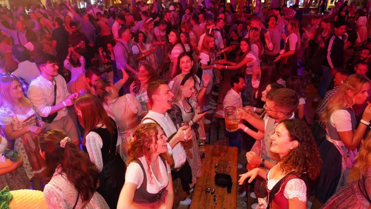 Cannstatter Volksfest: Waliser mit Wadenwärmer