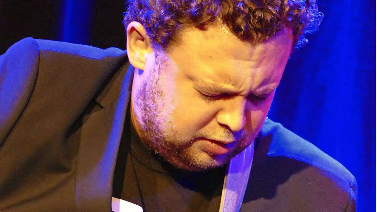 Stammgitarrist im  Herrenberger Mauerwerk: Landesjazzpreisträger Christoph Neuhaus überzeugt mit neuer CD