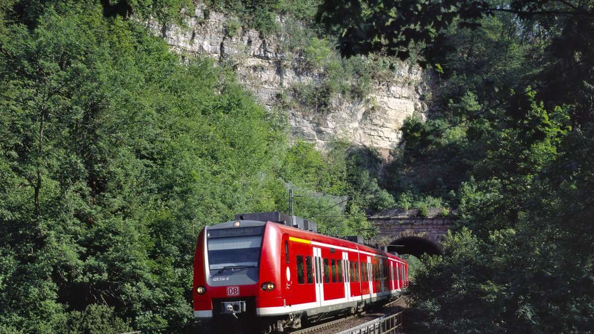 Antrag an Regierungspräsidium Stuttgart: Bahn lehnt Tunnel zum Flughafen ab