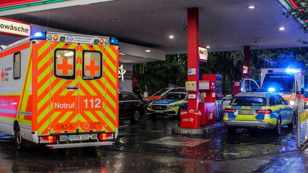 Sindelfingen: Zehn Verletzte an Tankstelle durch Pfefferspray