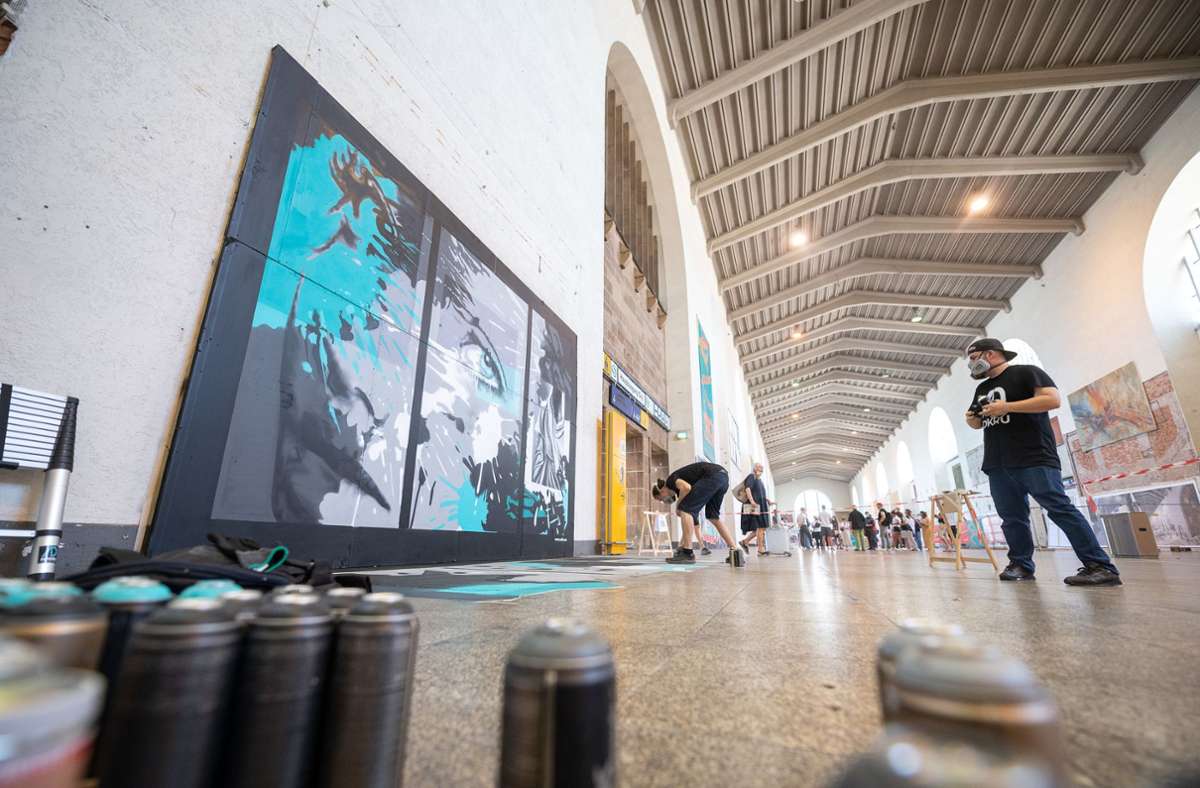 In den kommenden Wochen wird die große Halle zu einer Art Galerie für Graffiti-Kunst.