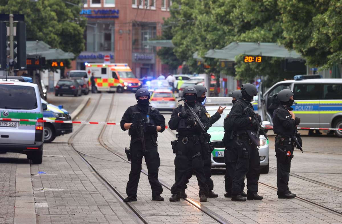 Bei der Messerattacke in Würzburg wurden drei Menschen getötet. Foto: dpa/Karl-Josef Hildenbrand