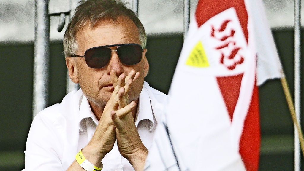  Nach der Trennung von Jan Schindelmeiser bezieht Michael Reschke beim VfB Stuttgart Ende August das Büro des Sportvorstands. Der 59-Jährige muss zügig seine Rolle finden. 