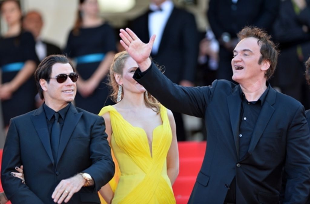 Von links: John Travolta, Uma Thurman und Quentin Tarantino