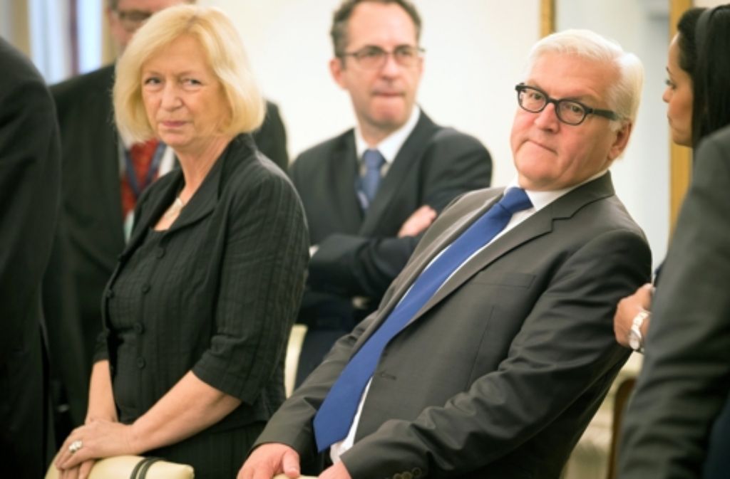Bundesbildungsministerin Johanna Wanka und Außenminister Frank-Walter Steinmeier.