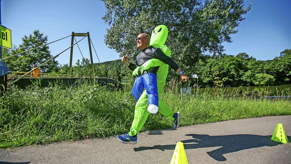Lauf in Kostümen: 100. Parkrun in Esslingen