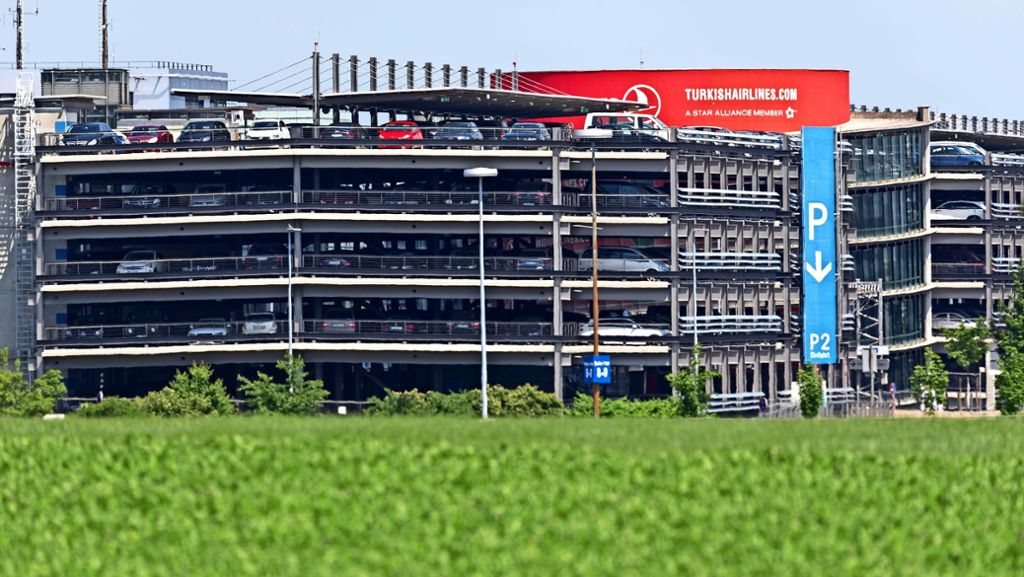 Flughafen Stuttgart: Neue Parkplätze, die dann vermutlich keiner nutzt?