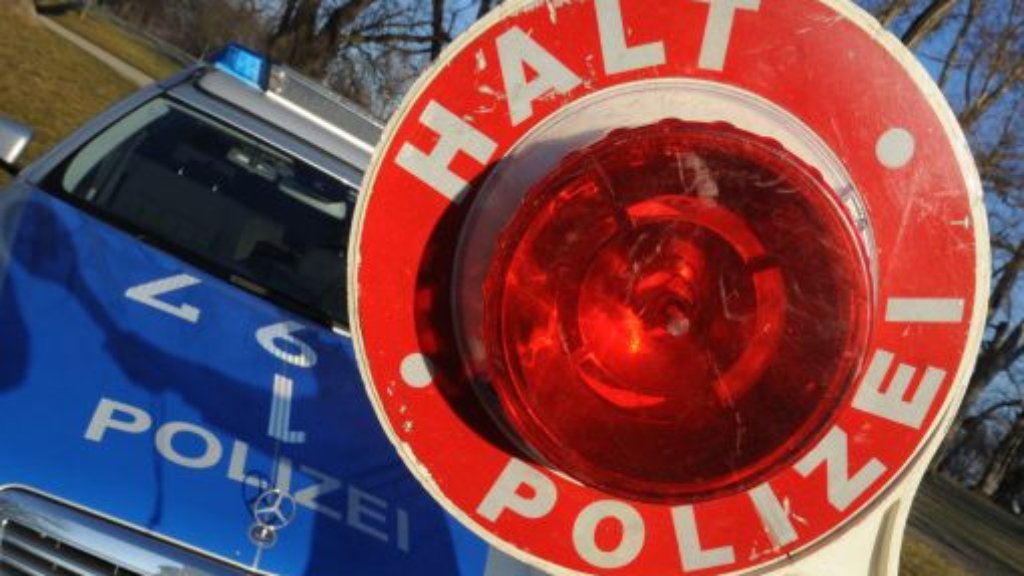 Blaulicht aus der Region Stuttgart: 19. Januar: Fahrer schanzt mit Q7 über Seat