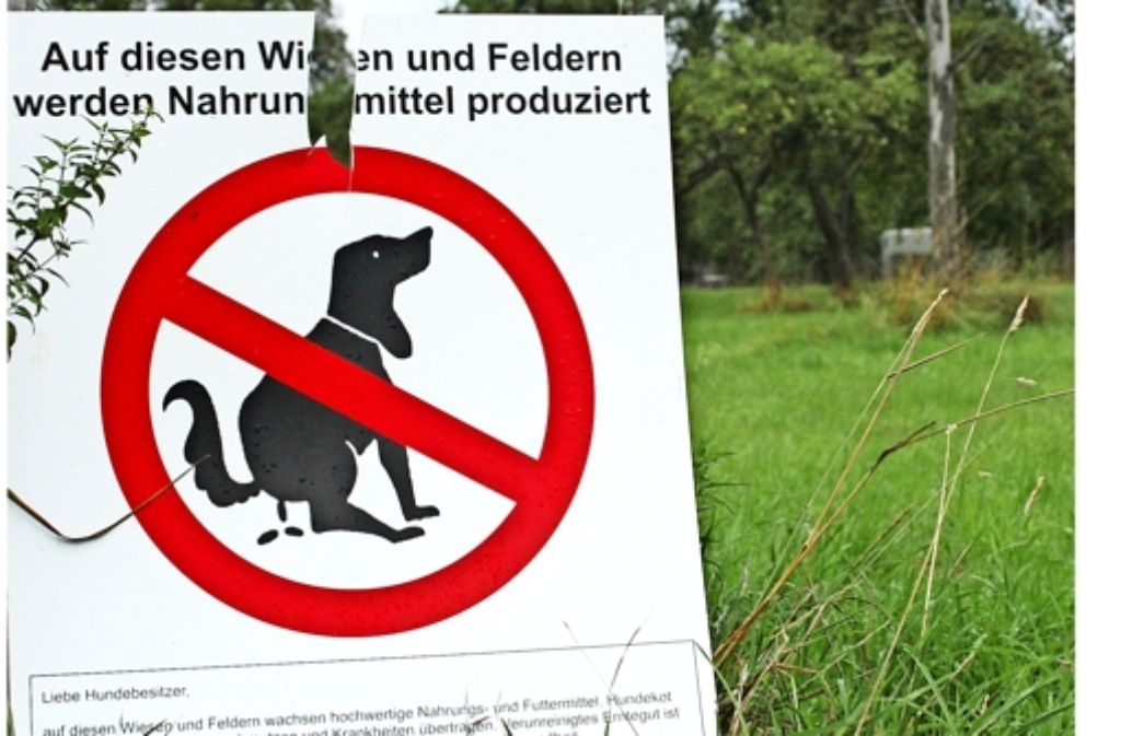 Hundekot ist ein Ärgernis für Landwirte und Behörden.Hundekot ist ein Ärgernis für Landwirte und Behörden. Foto: :Christian Milankovic