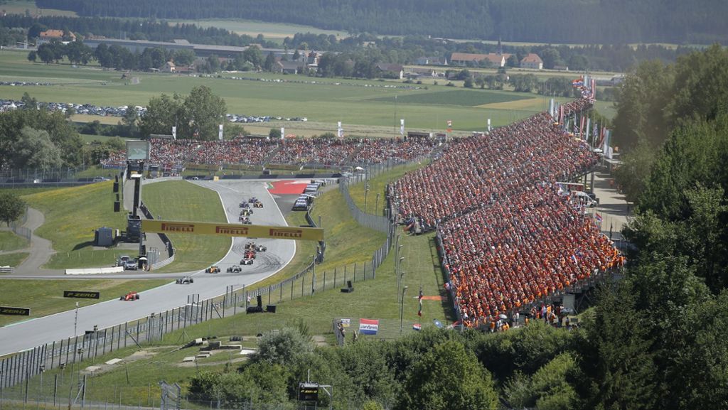  Die Formel 1 drückt aufs Tempo. Die Corona-Zwangspause soll Anfang Juli mit einem Rennen in Österreich enden. Die ersten Läufe werden vor leeren Rängen gefahren. Mindestens 15 Rennen soll es noch in diesem Jahr geben. 