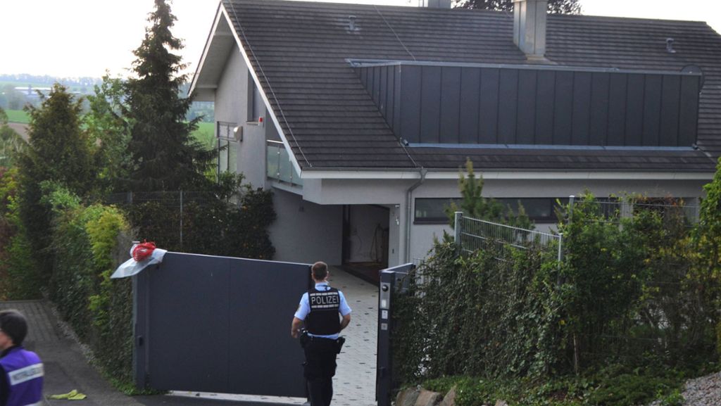 Landgericht Karlsruhe: 61-Jähriger aus Tiefenbronn wird wegen Mordes angeklagt