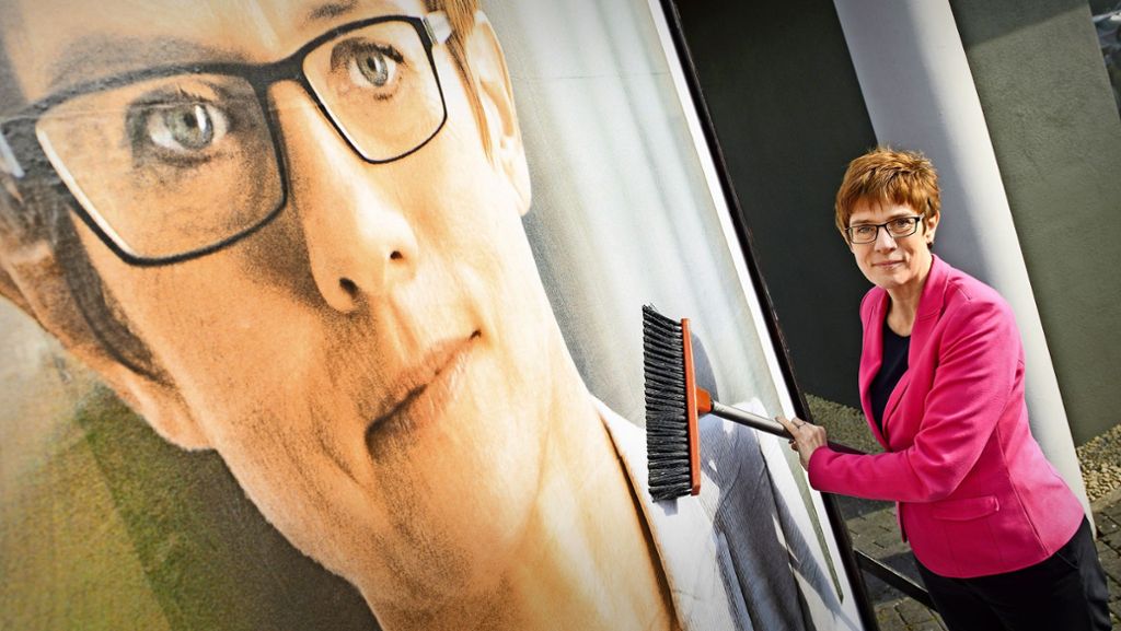 Wahlkampf von Kramp-Karrenbauer: Die Merkel  von der Saar muss bangen