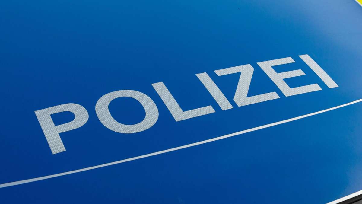 Haßmersheim im Neckar-Odenwald-Kreis: 74-jähriger Rollerfahrer stirbt bei Zusammenstoß mit Autos