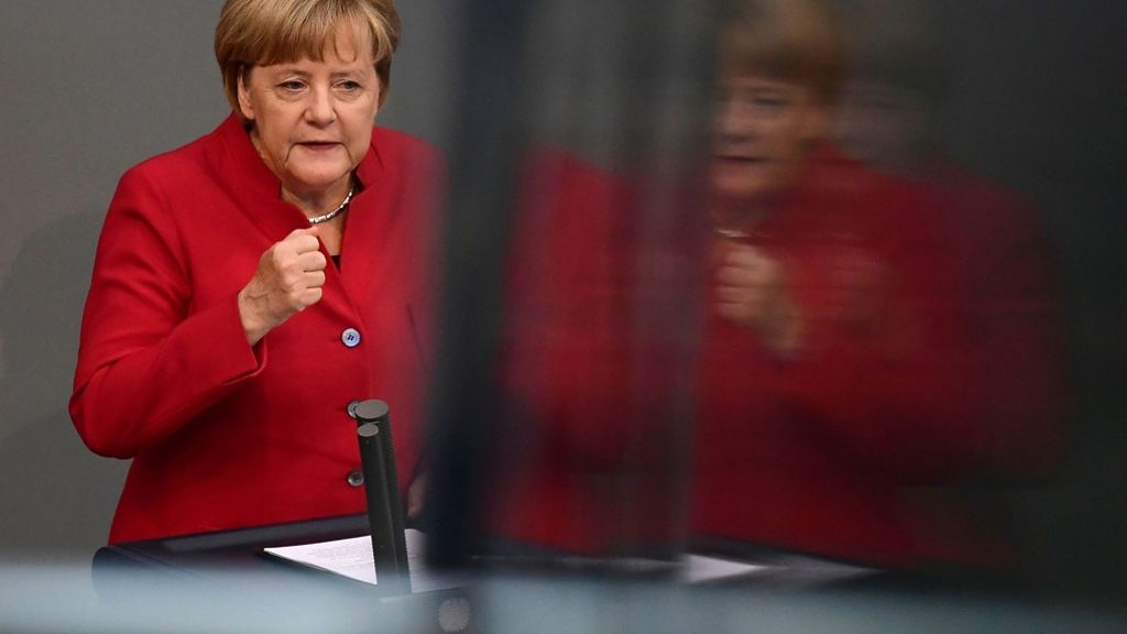 Angela Merkel im Bundestag: „Deutschland wird Deutschland bleiben“