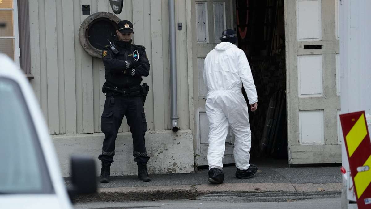  Zu dem Mann, der in Norwegen mit Pfeil und Bogen fünf Menschen getötet hat, stand die Polizei bereits vor seiner Tat im Kontakt – wegen mutmaßlicher Radikalisierungstendenzen. 