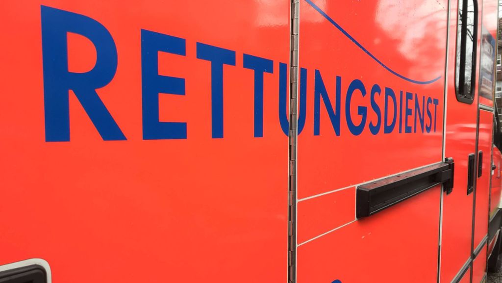 Unfall in Stuttgart-Botnang: 60-Jährige schwebt in Lebensgefahr