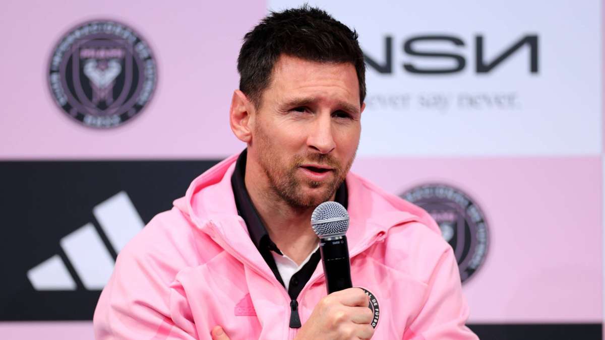 Fußball: Nach Ärger in Hongkong Messi begründet Spielpause mit Verletzung