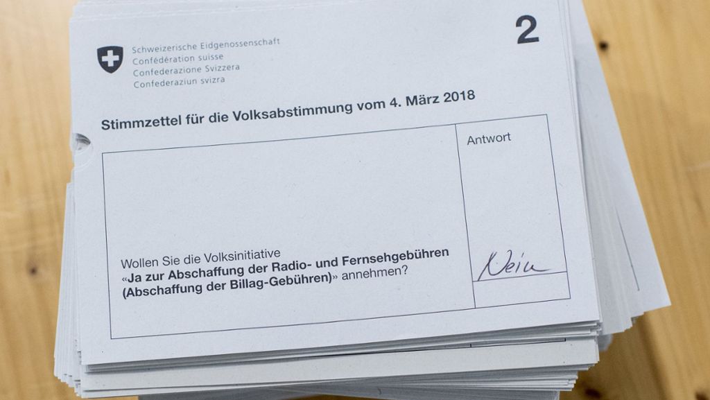 Schweizer halten noch an Öffentlich-Rechtlichen fest: Höchste Zeit für die Rundfunk-Reform