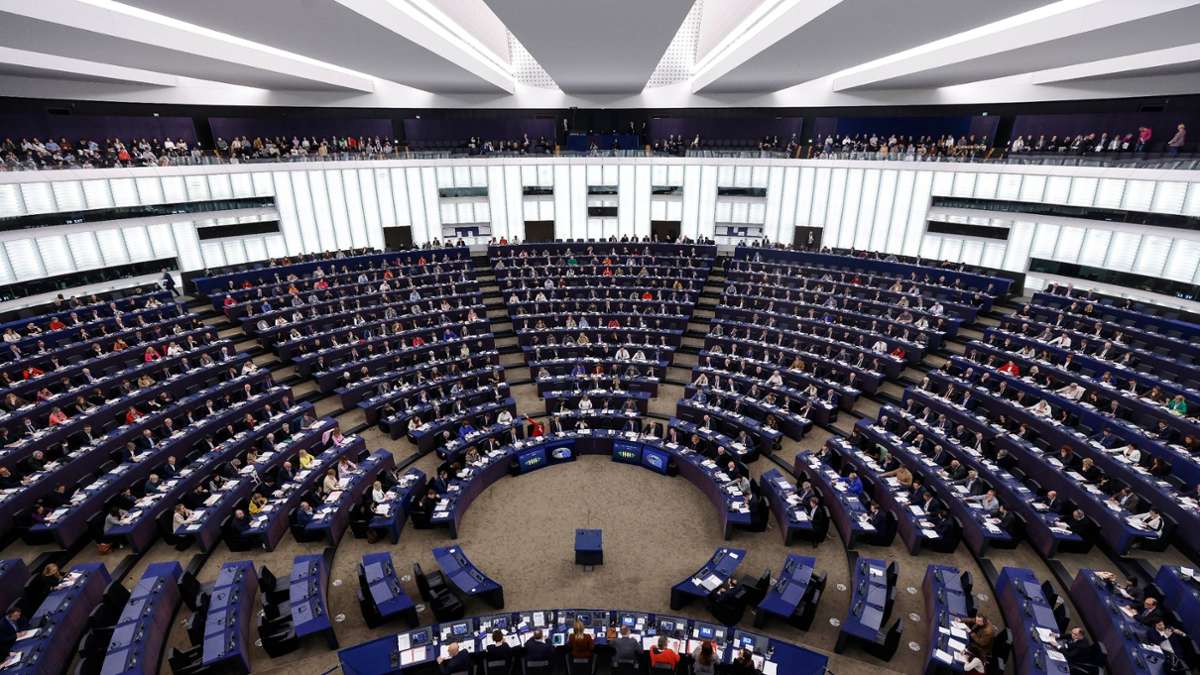Finanzen: Fördergelder für Ungarn: EU-Parlament verklagt Kommission