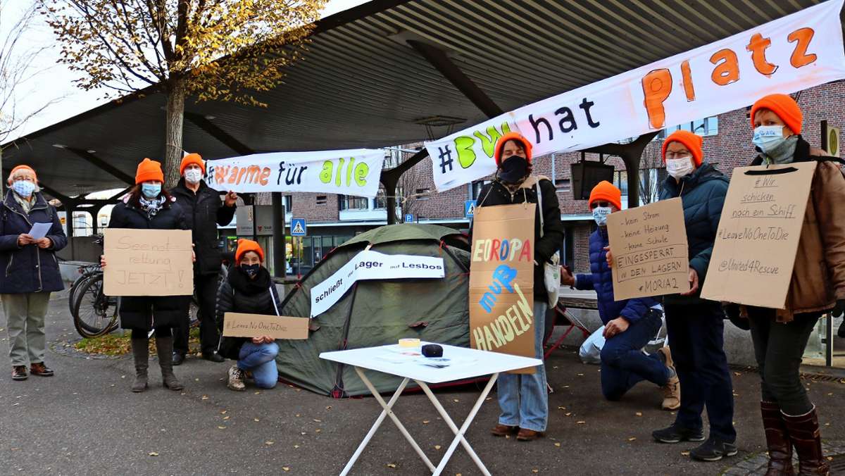 Demo für Seenotrettung in Fellbach: Die meisten gehen schweigend vorbei