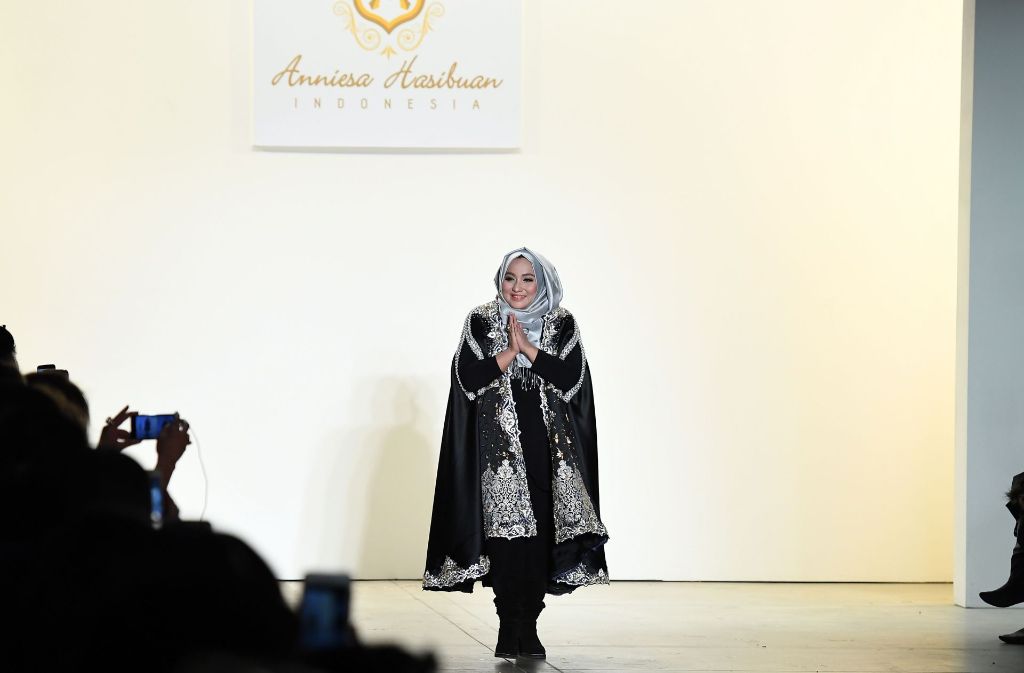 Die muslimische Designerin Anniesa Hasibuan stammt aus Indonesien.