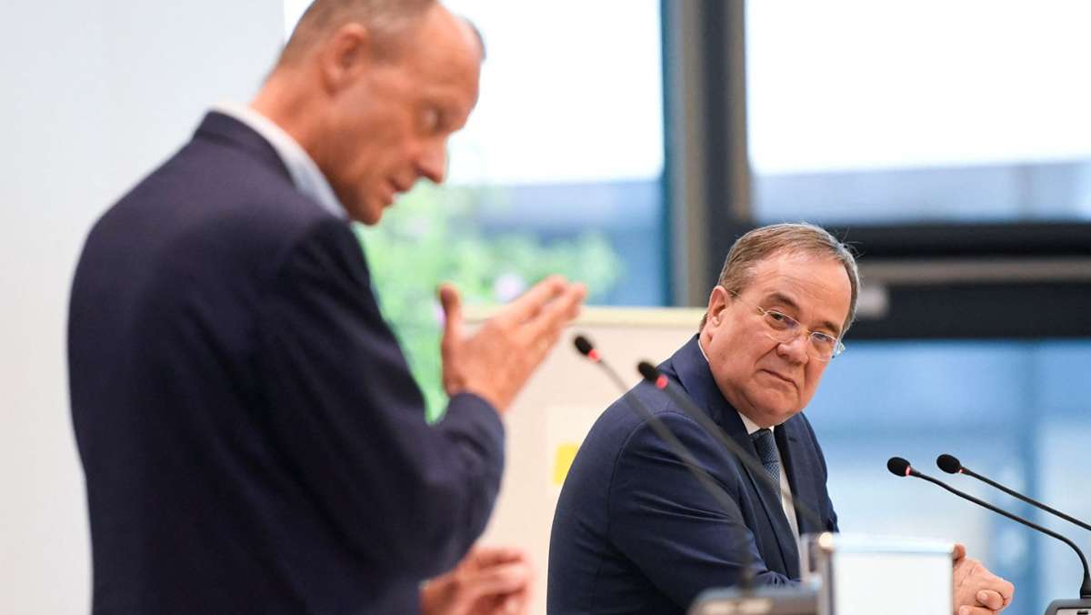 Friedrich Merz und Armin Laschet in Stuttgart: „In Skandale verstrickt“ – CDU-Politiker attackieren Olaf Scholz