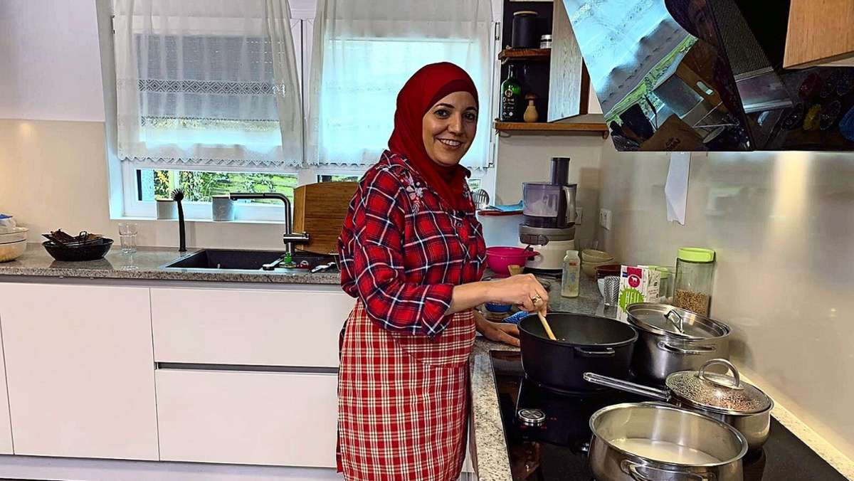 Nada Arbach serviert arabische Speisen: Fellbacherin beim „Perfekten Dinner“