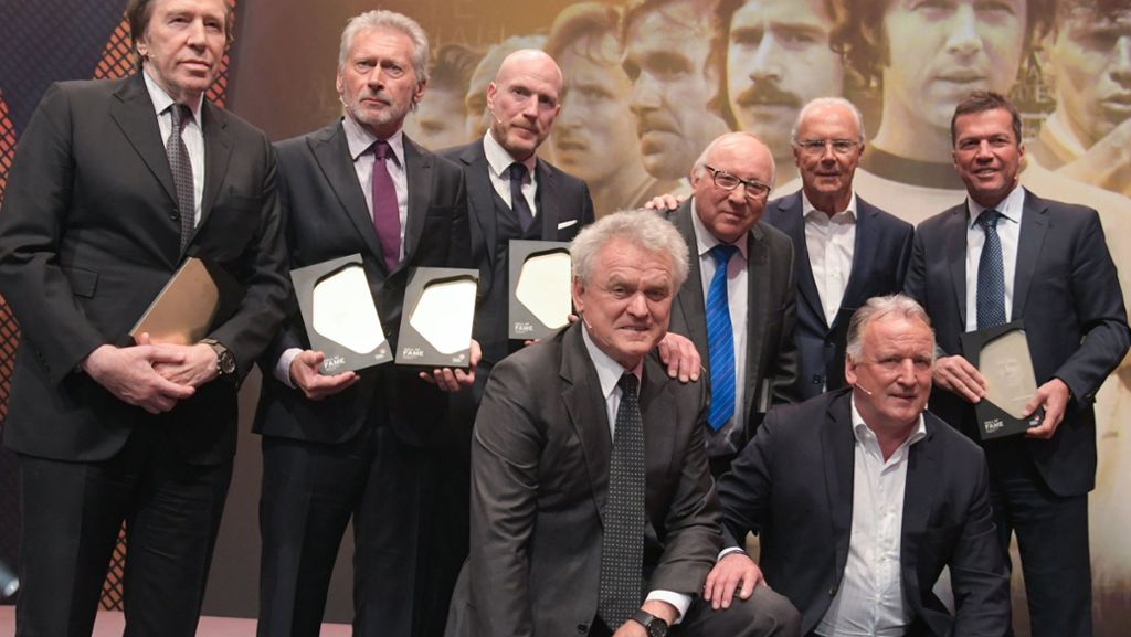 Hall of Fame im Deutschen Fußball-Museum: Viele Fußball-Legenden bei der Gala in Dortmund