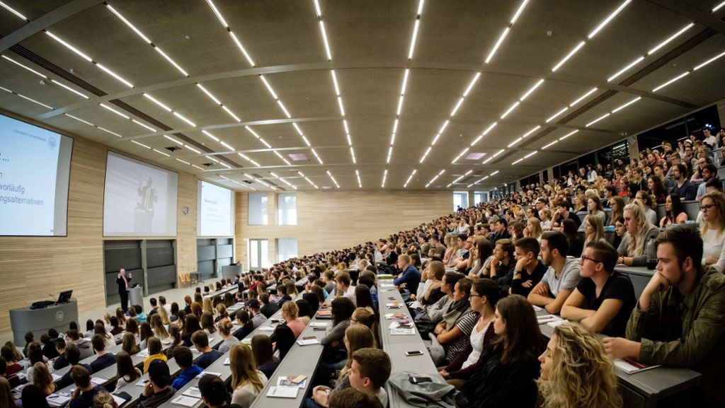 Virtuelle Studienorientierung in Stuttgart: Warum die Apfelperspektive  bei der Studienwahl hilft