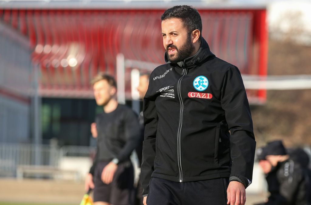 Mustafa Ünal: Neu im Trainerteam von Ramon Gehrmann. Der bisherige U-17-Trainer rückt als Chefcoach zur U19 auf und löst dort Marijan Kovacevic ab.