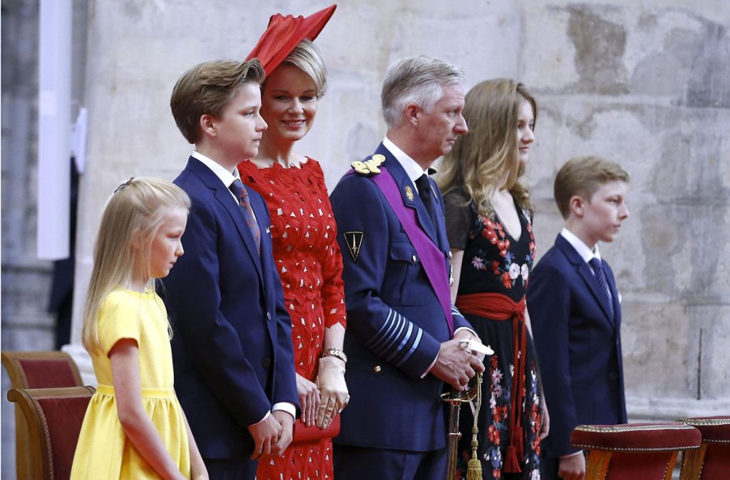 Belgiens „Fab Four“: König Philippe und Königin Mathilde mit Kronprinzessin Elisabeth (16, zweite von rechts), Prinz Gabriel (14, links neben seiner Mutter), Prinz Emmanuel (12) und der zehnjährigen Prinzessin Eléonore.