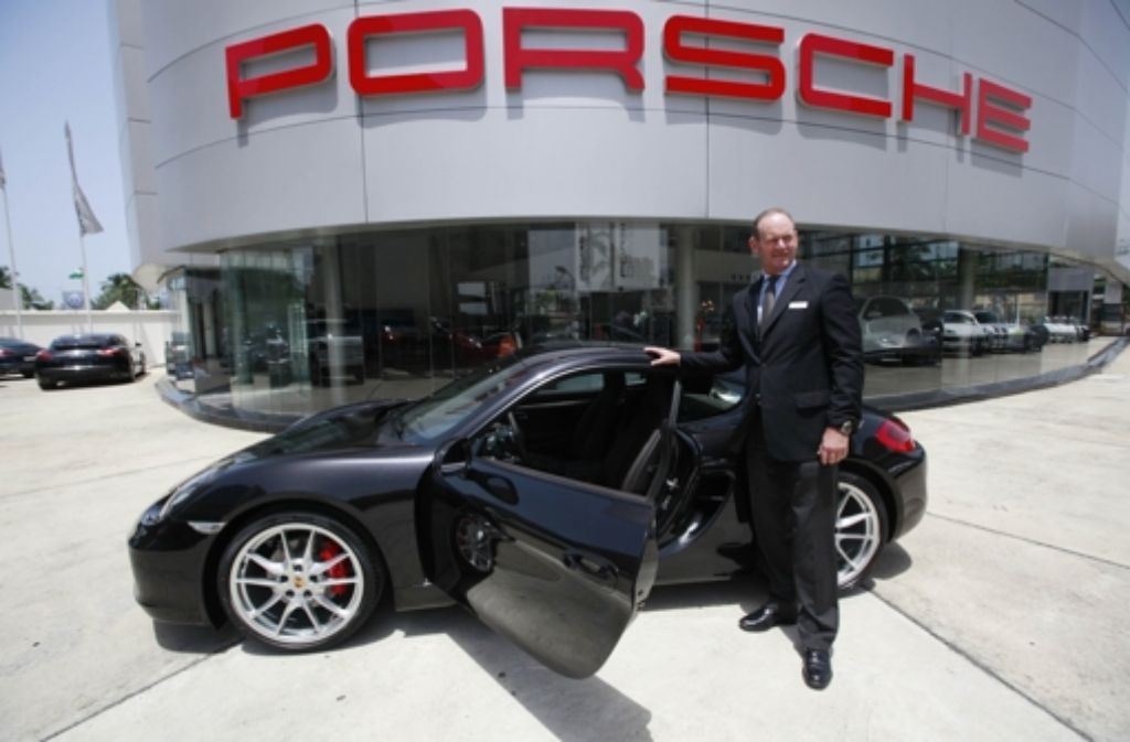 Wir stellen einige der neueren Porsche-Modelle vor, zum Beispiel der neue Porsche Cayman S.