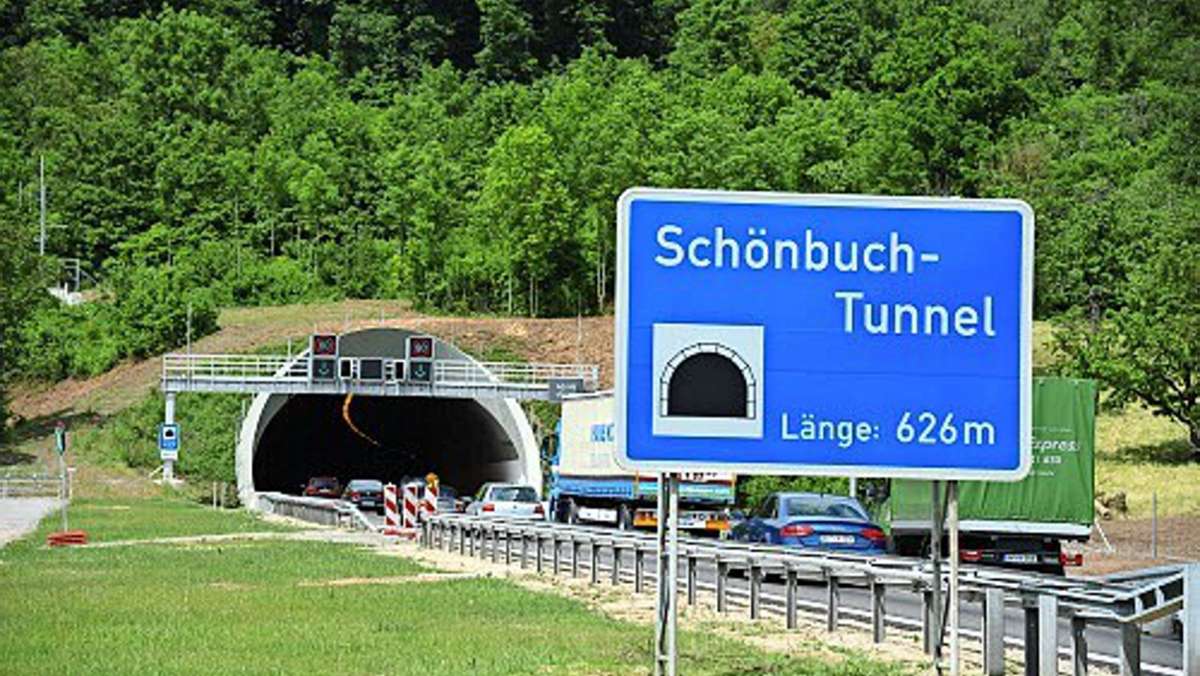Verkehrsbehinderungen ab Montagabend: Schönbuchtunnel  nachts mehrfach gesperrt