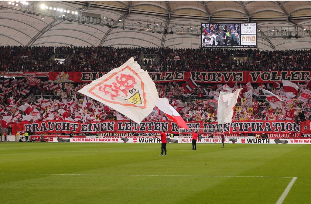 Für immer Weiß und Rot (nicht Rot und Weiß!). Die Vereinsfarben des VfB Stuttgart bitte nur in der richtigen Reihenfolge.