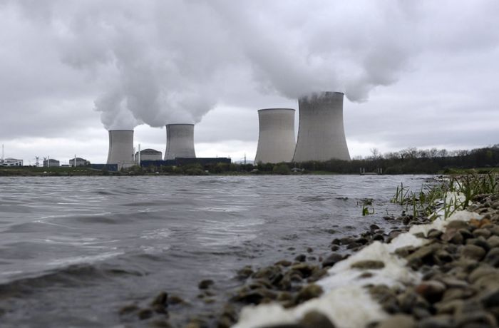 Risse an  französischem Atomkraftwerk an deutscher Grenze entdeckt