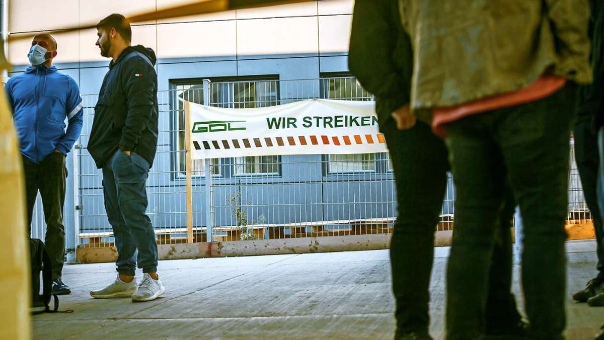 Bahnstreik in Stuttgart: Was Reisende am Hauptbahnhof zum Streik sagen