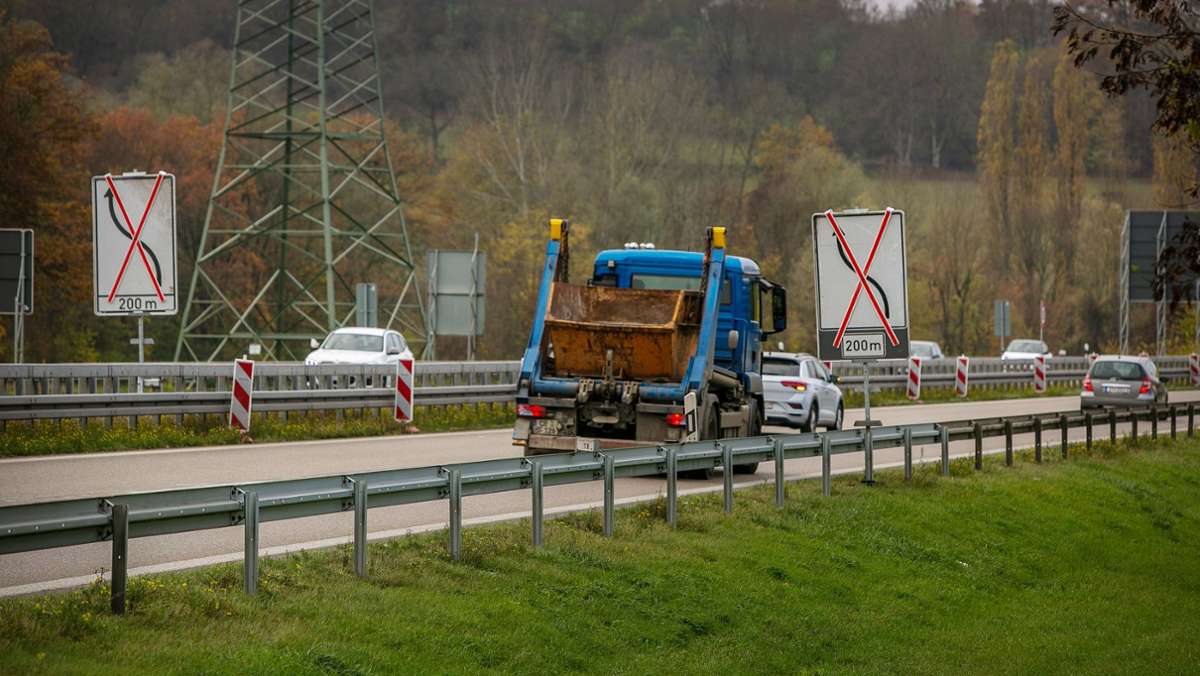 Verkehr im Kreis Esslingen: Immer Ärger auf der B 10
