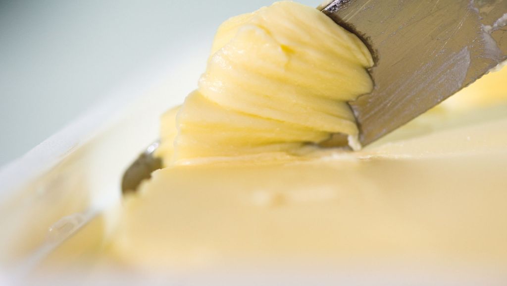 Stiftung Warentest prüft: Streichfett oder Butter – was ist besser?
