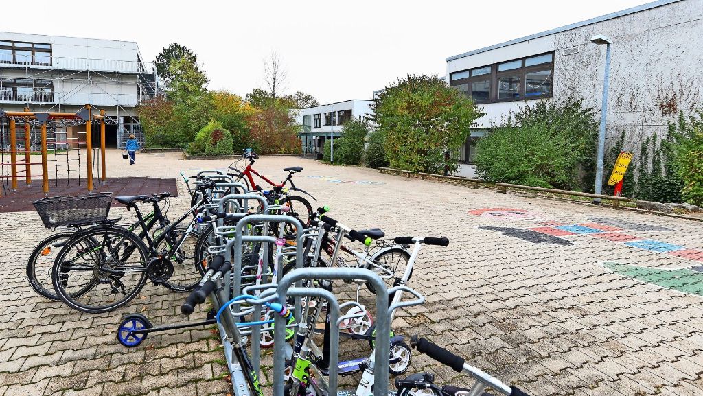 Pläne für zentrale Grundschule in Ditzingen: Immobiler Zeitzeuge  zum Abriss frei?